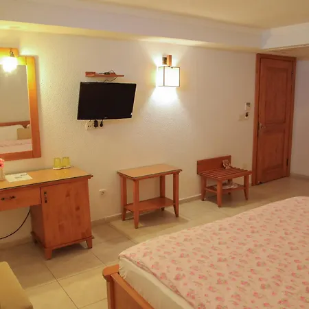 Leylak Hotel 4*