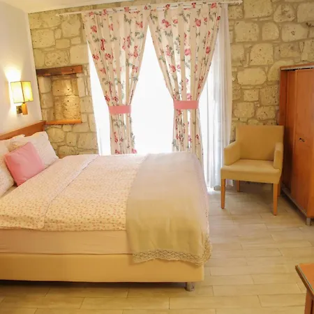 Leylak Alaçatı