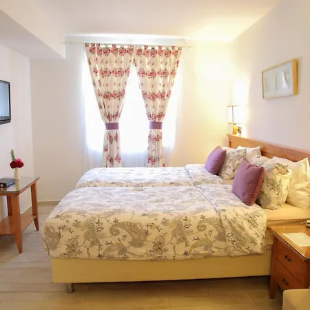 Leylak Hotel 4*