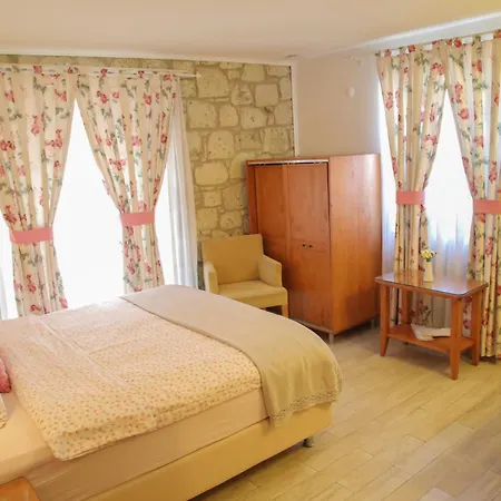 Leylak 4*